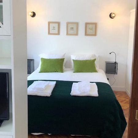 New Apartment On The Beach 카스카이스 외부 사진